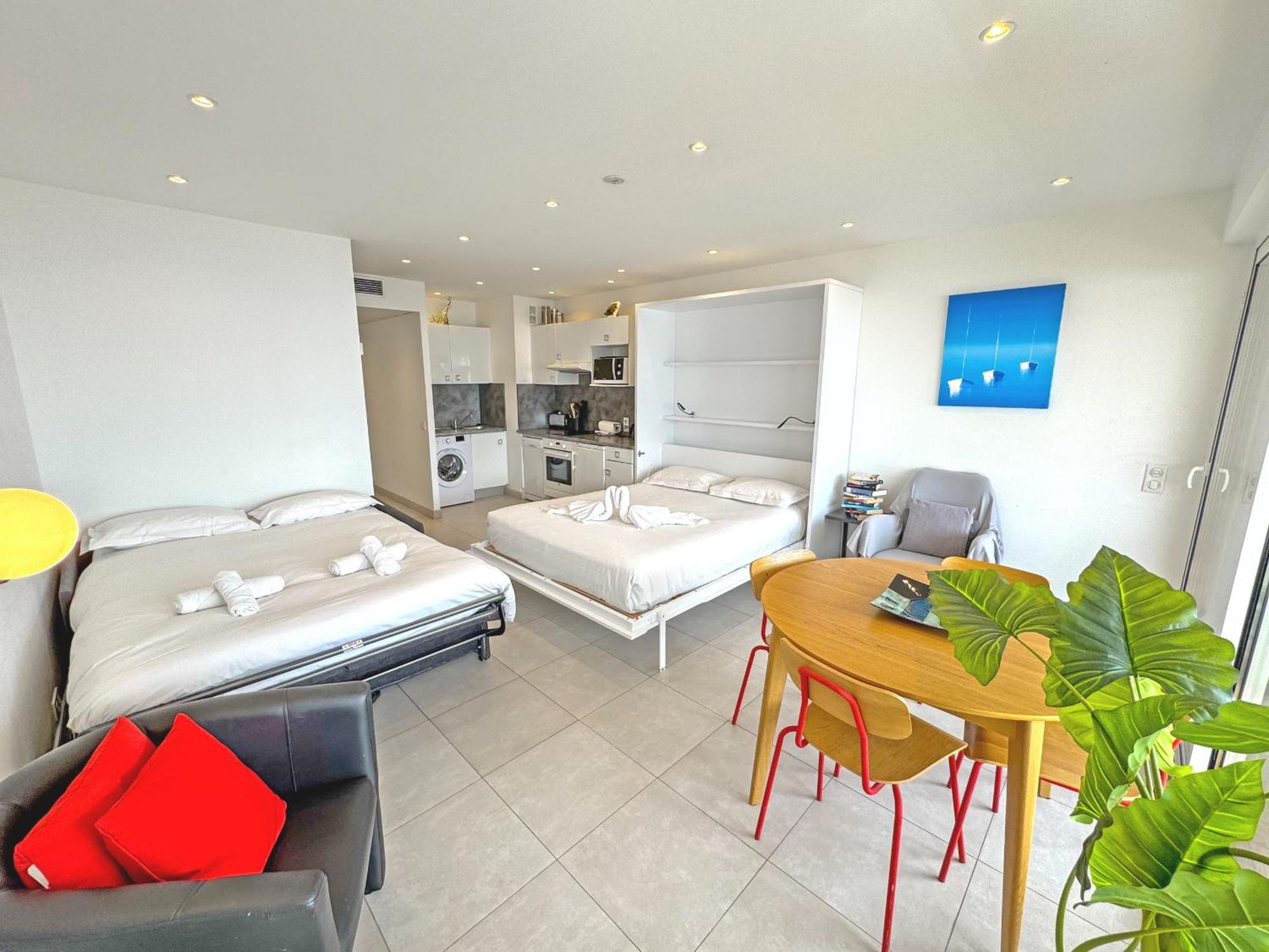 Promenade Holiday - Royal Luxembourg Promenade Ница Екстериор снимка